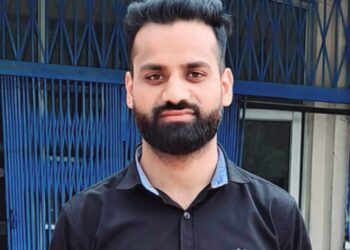 Meet Muzamil Mehmood young Social Activist and Sports Activist from Kashmir Valley