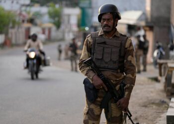 Terrorist killed in ongoing encounter in Kupwara, ops on