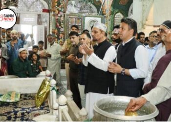 DC Srinagar Inspects Preparations at Hazrat Sheikh Hamza Makhdoom (R.A) Shrine for Upcoming Urs