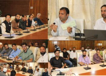 Assembly Elections-2024: Training Conducted for Counting Supervisors, Assistants, and Micro-Observers for Postal Vote Counting in Srinagar
