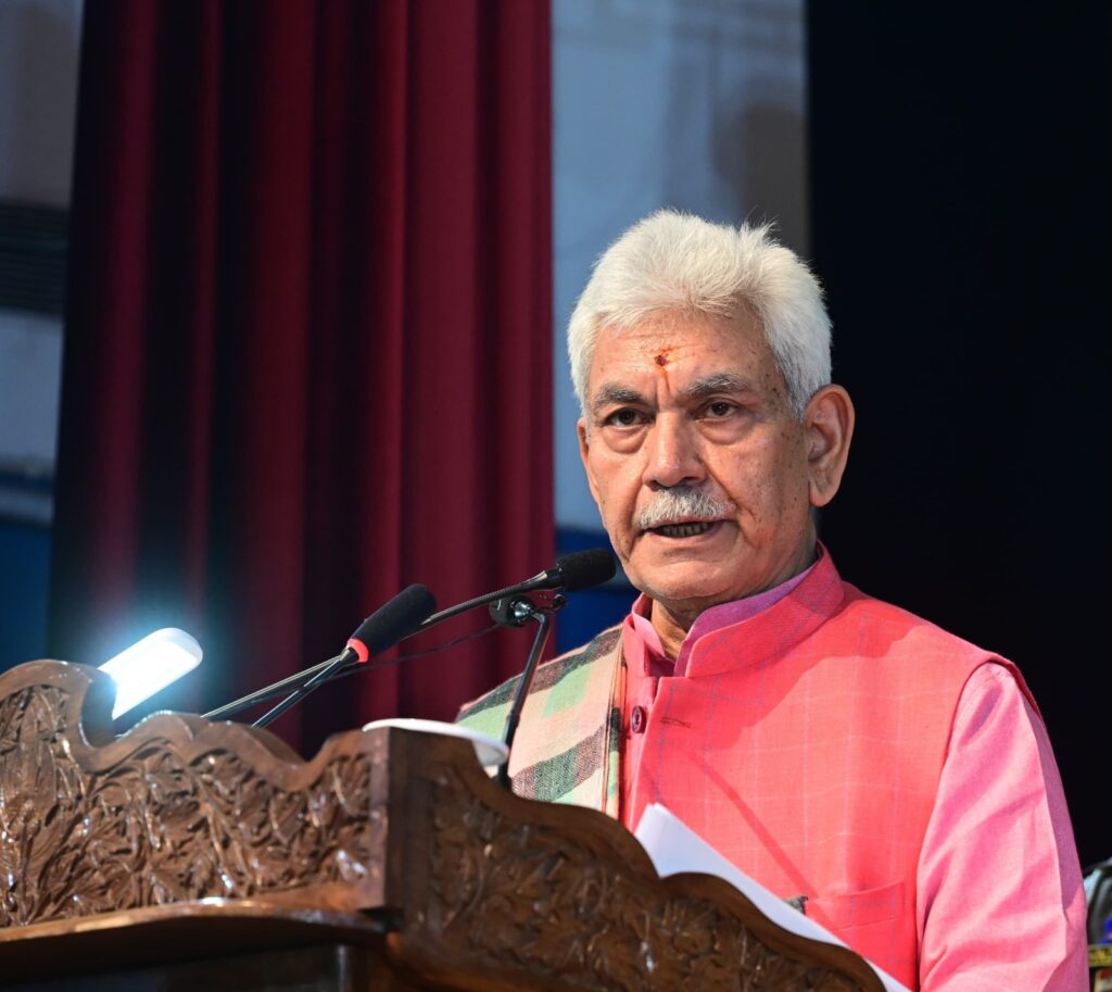 Lt Governor Launches 'Jashn-e-Sangam' Literary Festival in Srinagar 1 1000054477