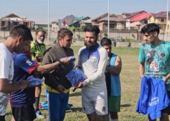 Kerala Blasters Star Danish Farooq Bhat Distributes Jerseys to Old City United