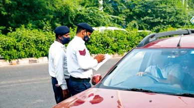 ARTO Rajouri suspends licenses, vehicle registrations for traffic violations, bovine smuggling 1 1000726747