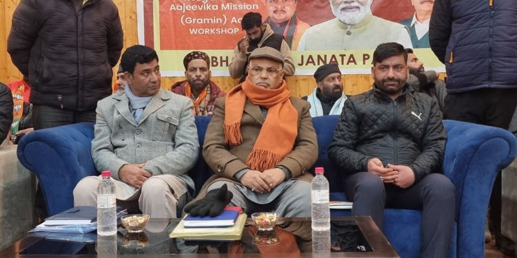 Ashok Koul addresses VB–GRAM G workshop in Bandipora, Criticizes CM for neglecting public welfare